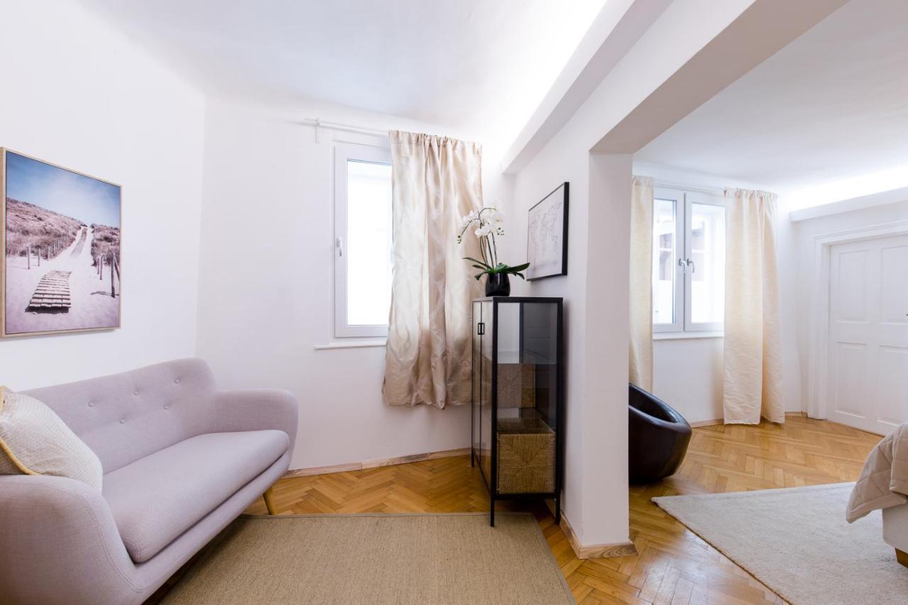 Altstadt Luxury Design Apartment